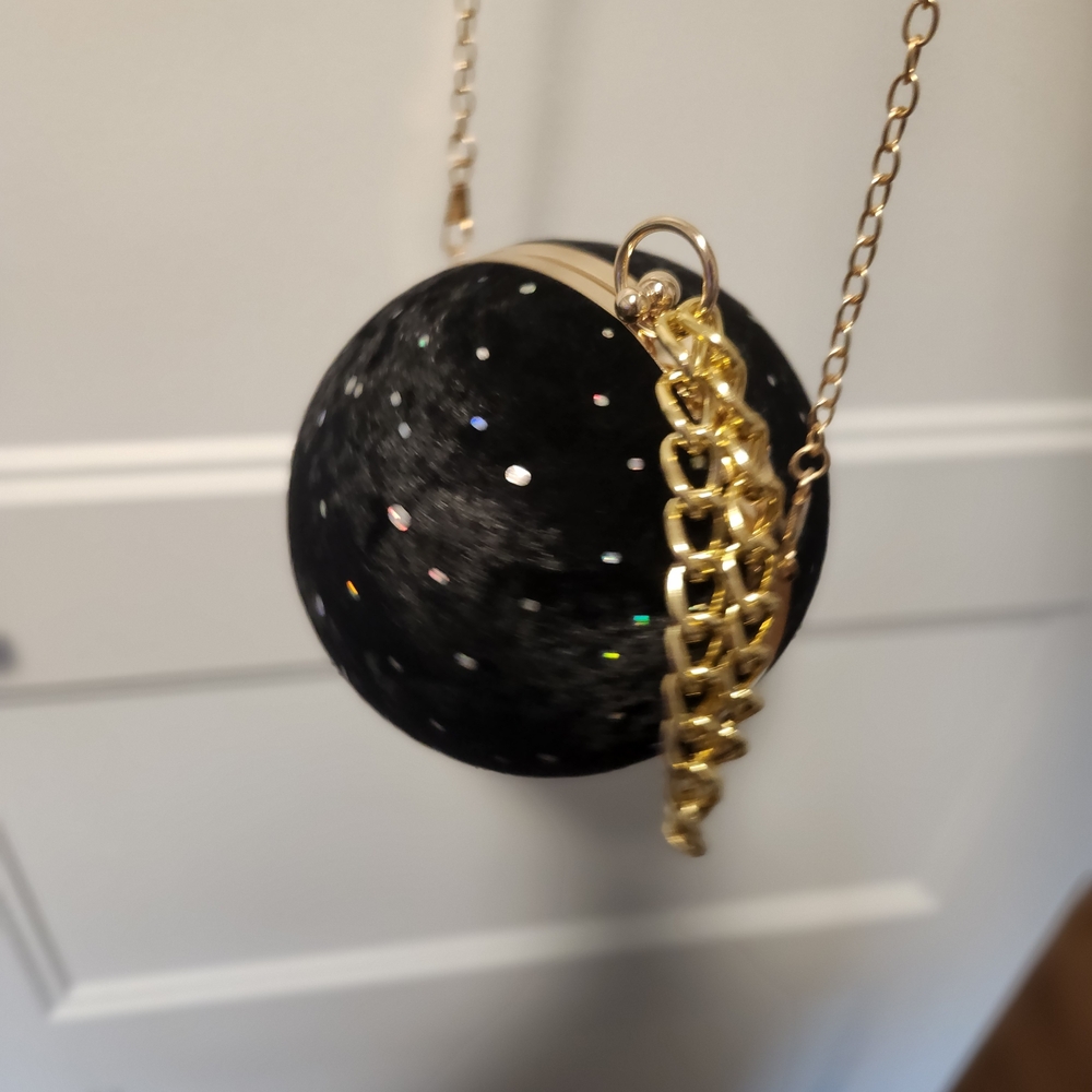 SHEIN Black and Gold Mini Bag with Sparkle Accents - Picture 4 of 8